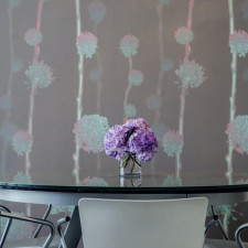 How to Decorate a Glass Dining Table